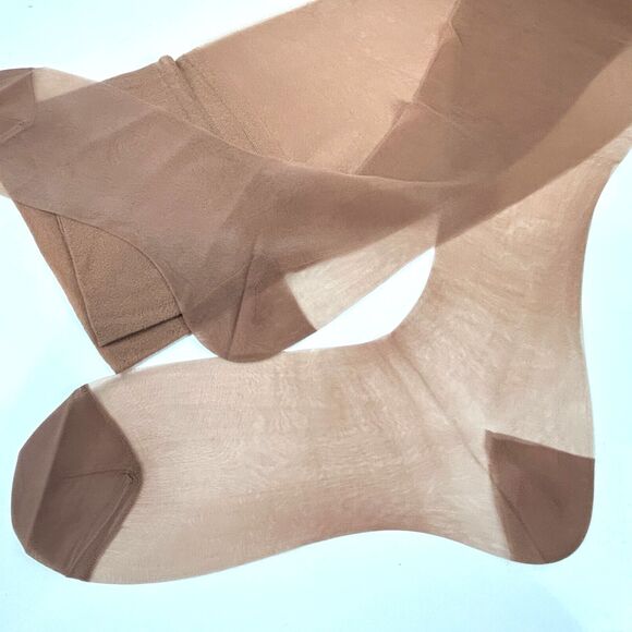 2 pair REALSILK Vintage Nylons Seamless Stockings size 9.5 - Picture 7 of 8